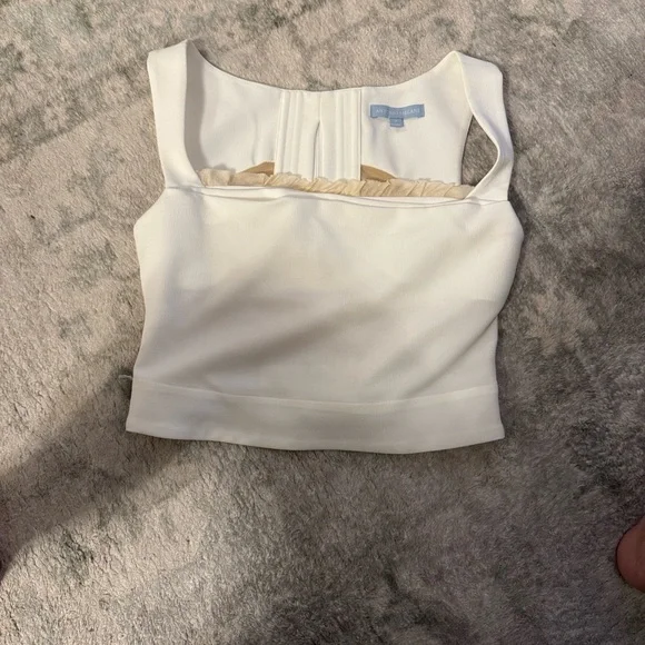 ANTONIO MELANI x Courtney Grow Cream Sleeveless Tank Top - Picture 4 of 5